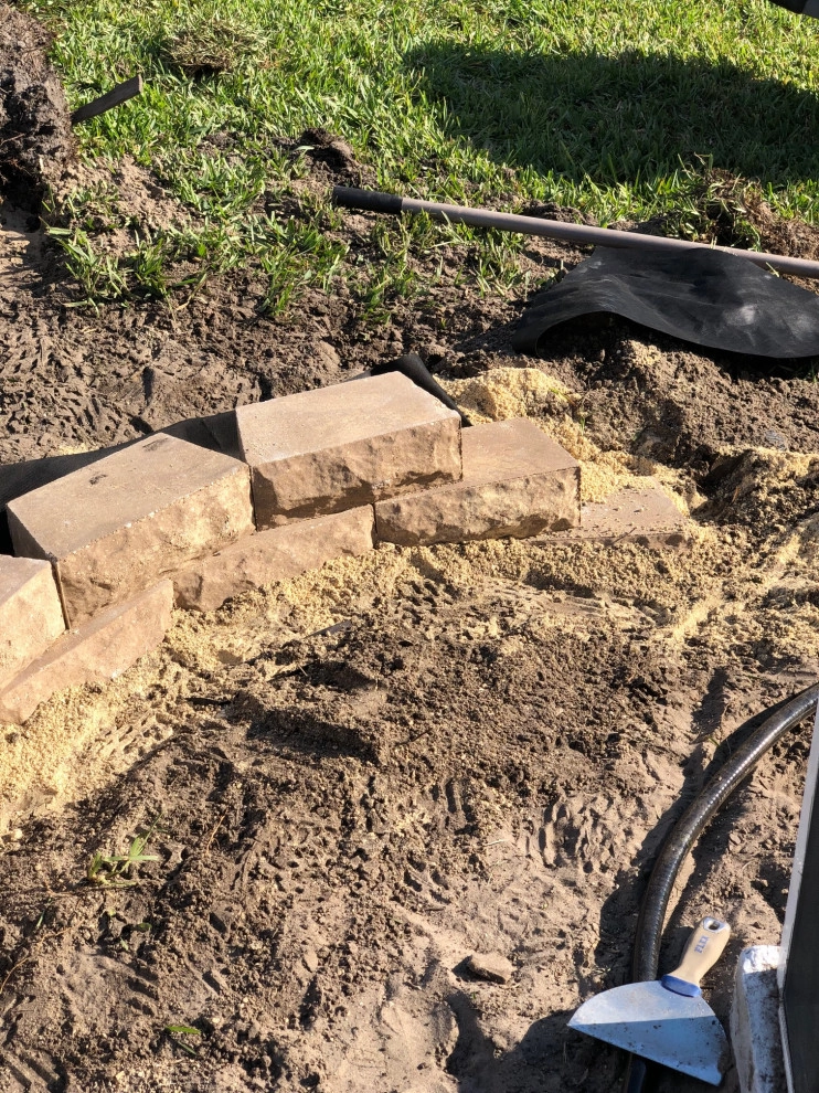 Retaining Wall Build by Citruscapes Lawn & Landscaping - Photo 5