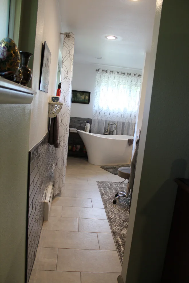 Residential Renovation by Mark Hammer Construction LTD. - Photo 10
