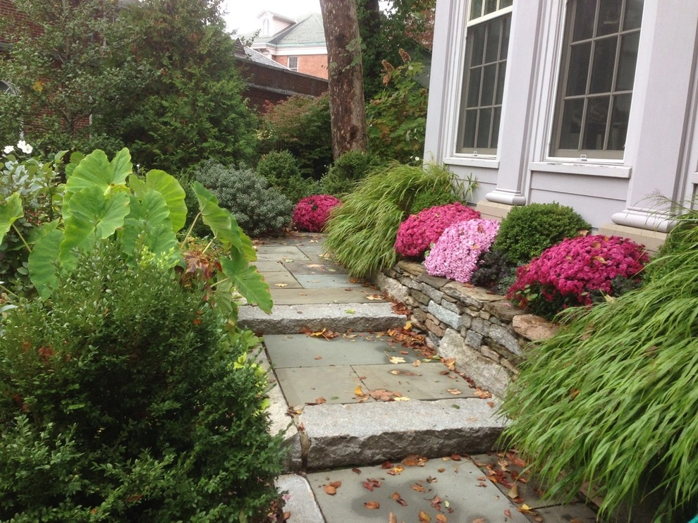 Seasonal Color by City & Estate Gardener - Photo 51
