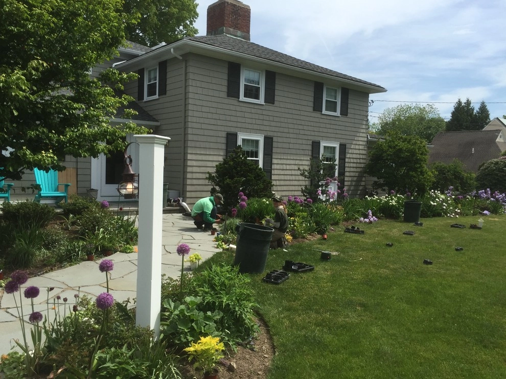 Seasonal Color by City & Estate Gardener - Photo 35