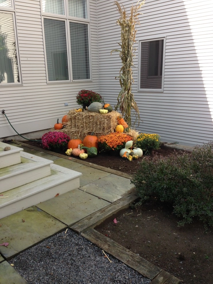 Seasonal Color by City & Estate Gardener - Photo 59