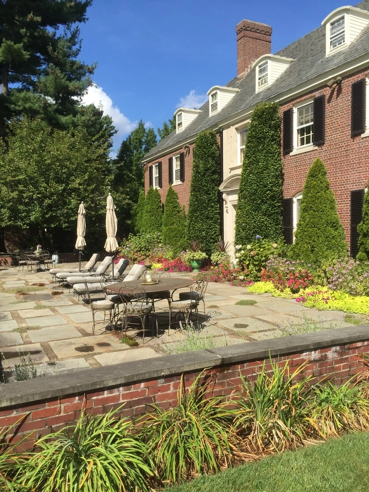 Seasonal Color by City & Estate Gardener - Photo 26