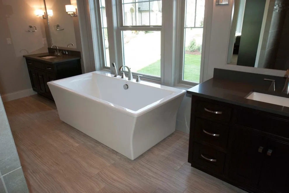 Classic Residence by C & C Custom Builders - Photo 24