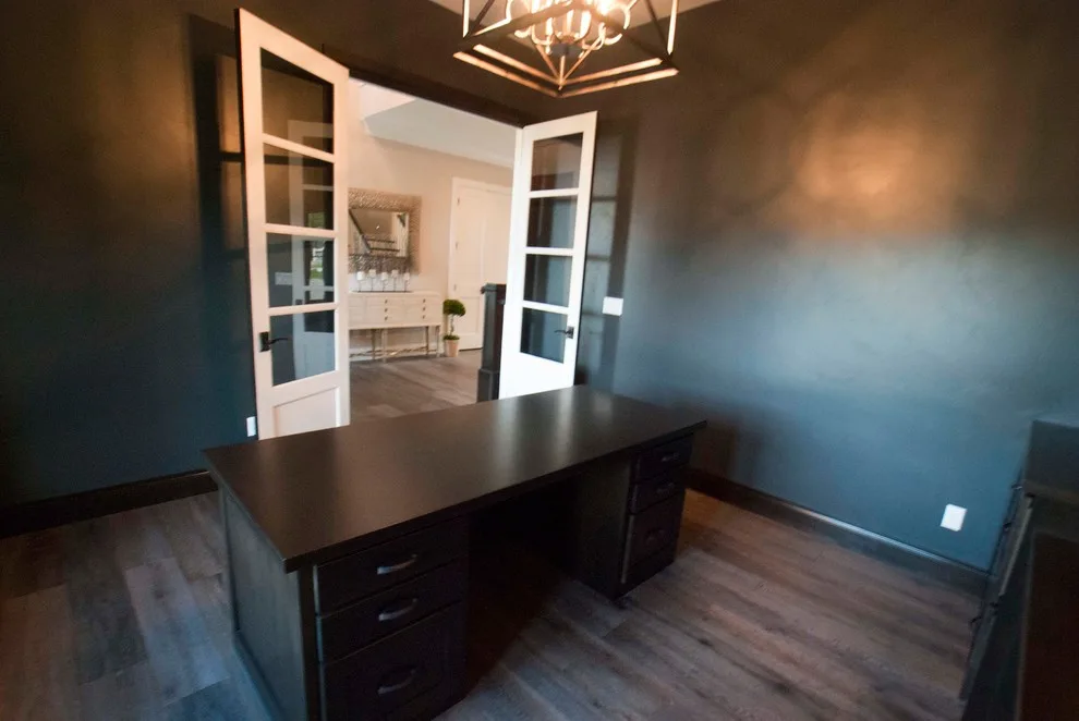 Classic Residence by C & C Custom Builders - Photo 45