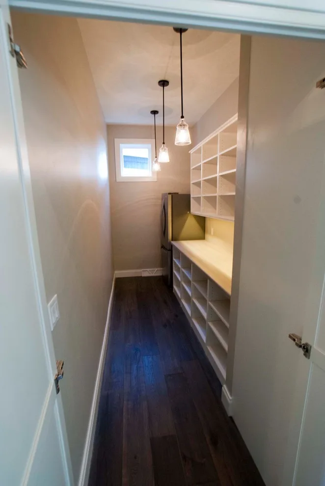 Classic Residence by C & C Custom Builders - Photo 22