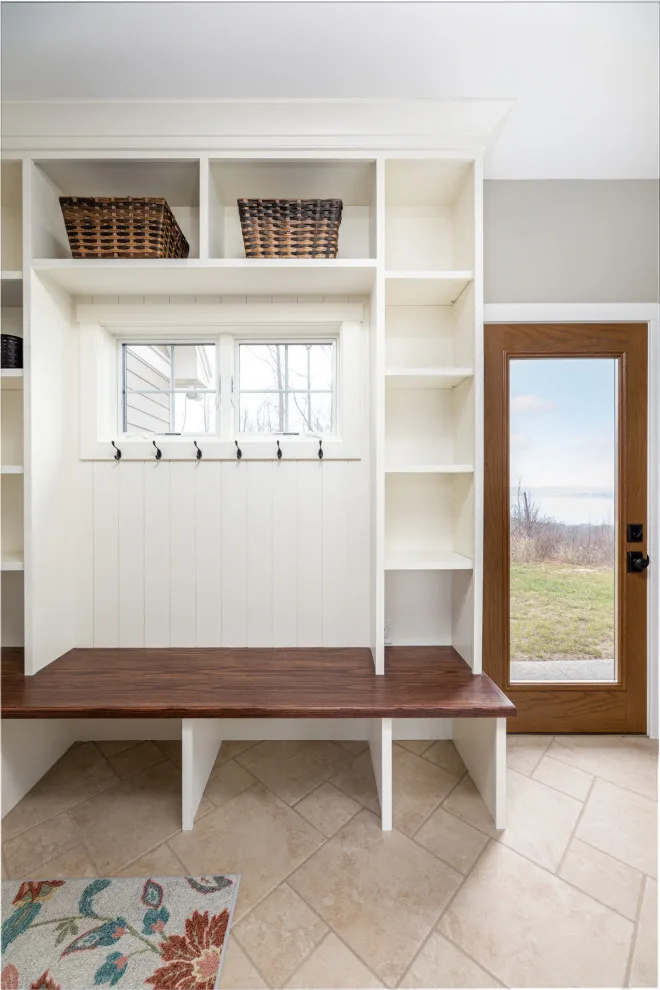 Hilltop Home by CMB Construction - Photo 11
