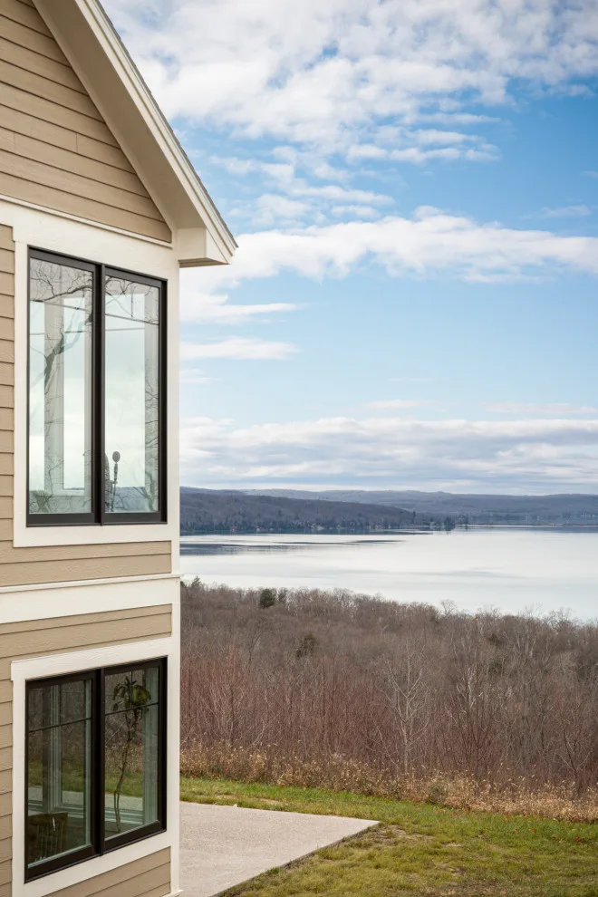 Hilltop Home by CMB Construction - Photo 10