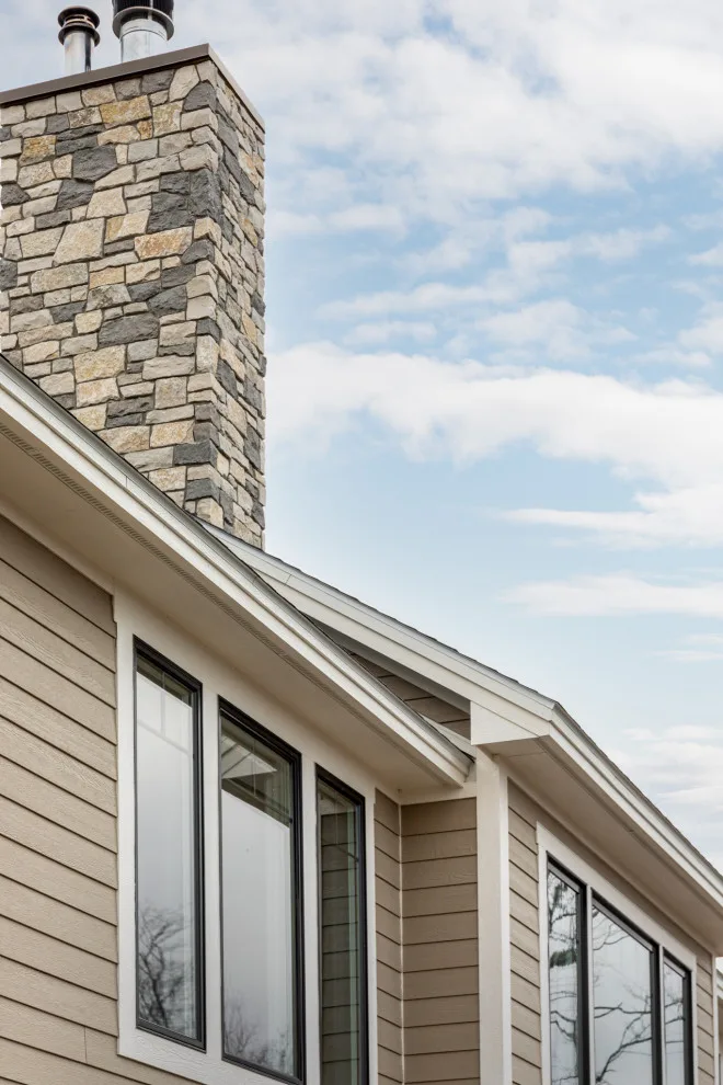 Hilltop Home by CMB Construction - Photo 18
