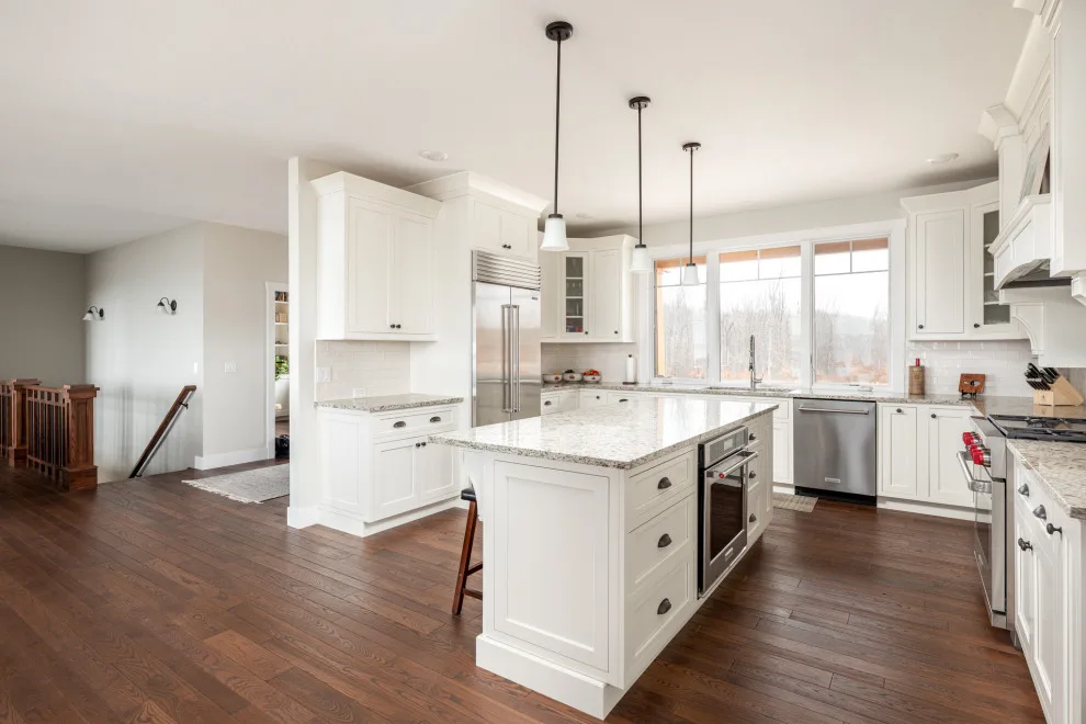Hilltop Home by CMB Construction - Photo 25