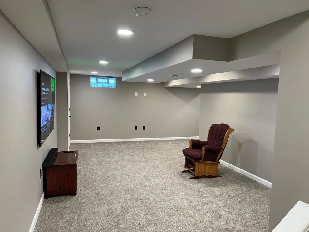 Beautiful Basements - Photo 7