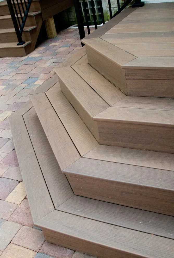 Hyde Park Outdoor Decks and Patios by Handy Home Guys - Photo 6