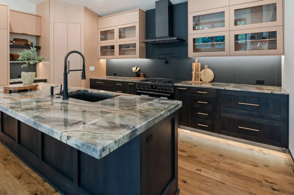 Idaho Society by Premier Quality Homes INC - Photo 15