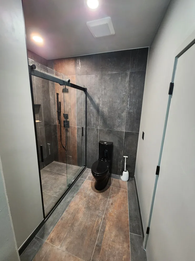 Contemporary Urban Condominium by Seawolf Development - Photo 3