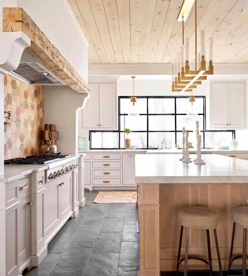 Interior Design by DCF Construction - Photo 5
