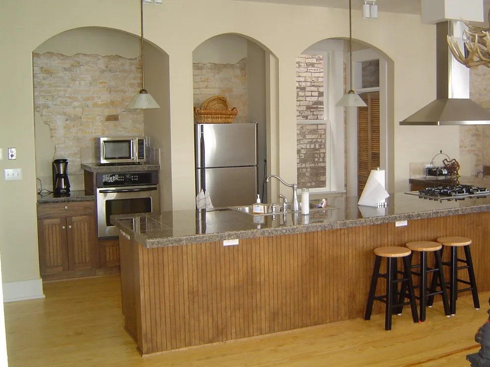 Home Kitchen Renovation Initiatives by Renovate Paint And Design - Photo 9