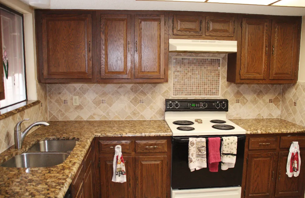 Home Kitchen Renovation Initiatives by Renovate Paint And Design - Photo 7