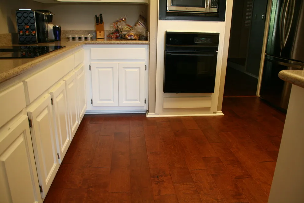 Home Kitchen Renovation Initiatives by Renovate Paint And Design - Photo 4