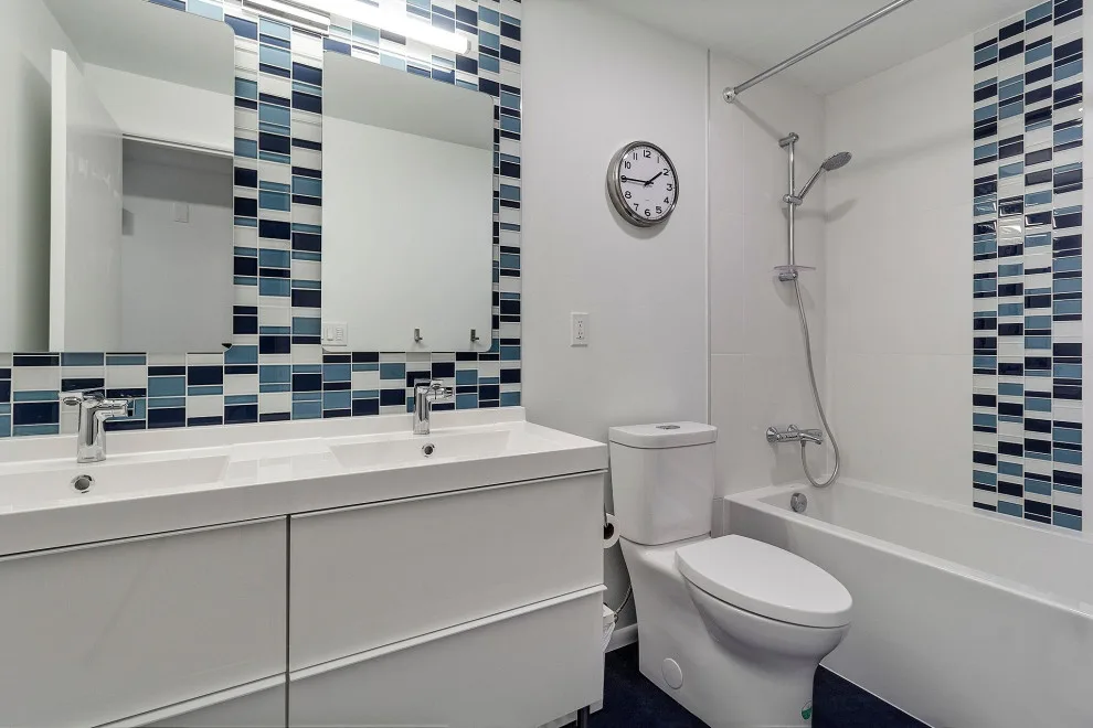 Irshad's Kitchen, Living Area, and Bathroom by NW Residential Inc. - Photo 2