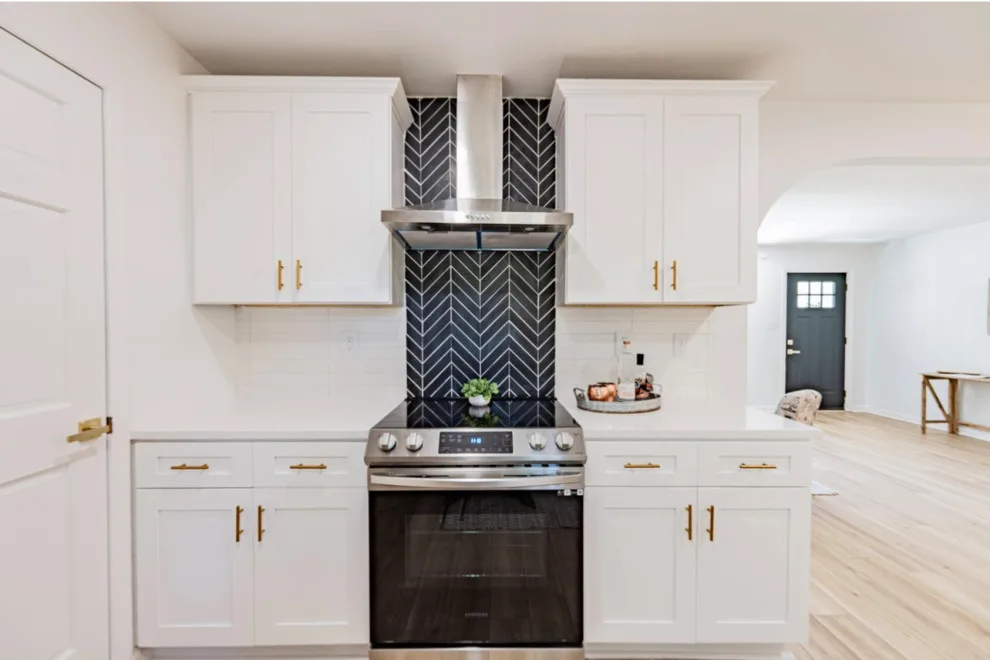 Modern Island Home Revamp by Southern Harbor Construction LLC - Photo 19