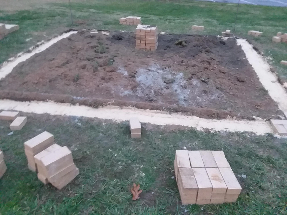 Brick Custom Edging Garden by Community Development And Investment LLC - Photo 3