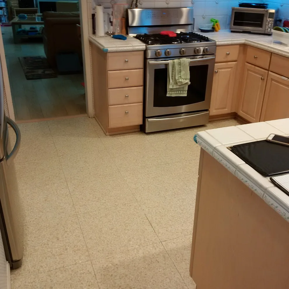 Carlton's Floor Covering - Photo 7