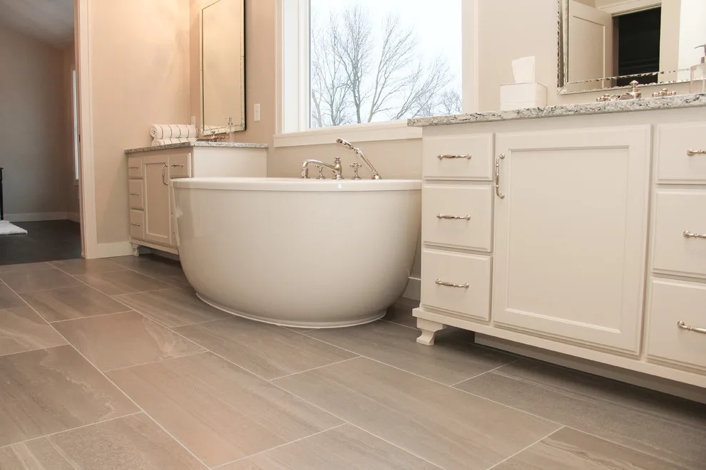 A Contemporary Residence with Timeless Style by H.J. Martin And Son - Photo 4