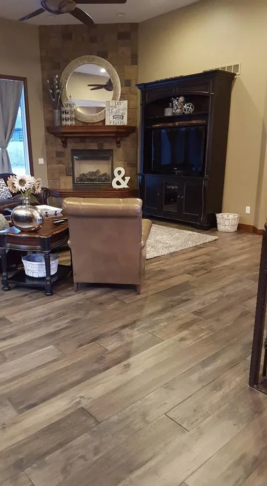 Engineered Hardwood Flooring by Choice Floor Specialists - Photo 2