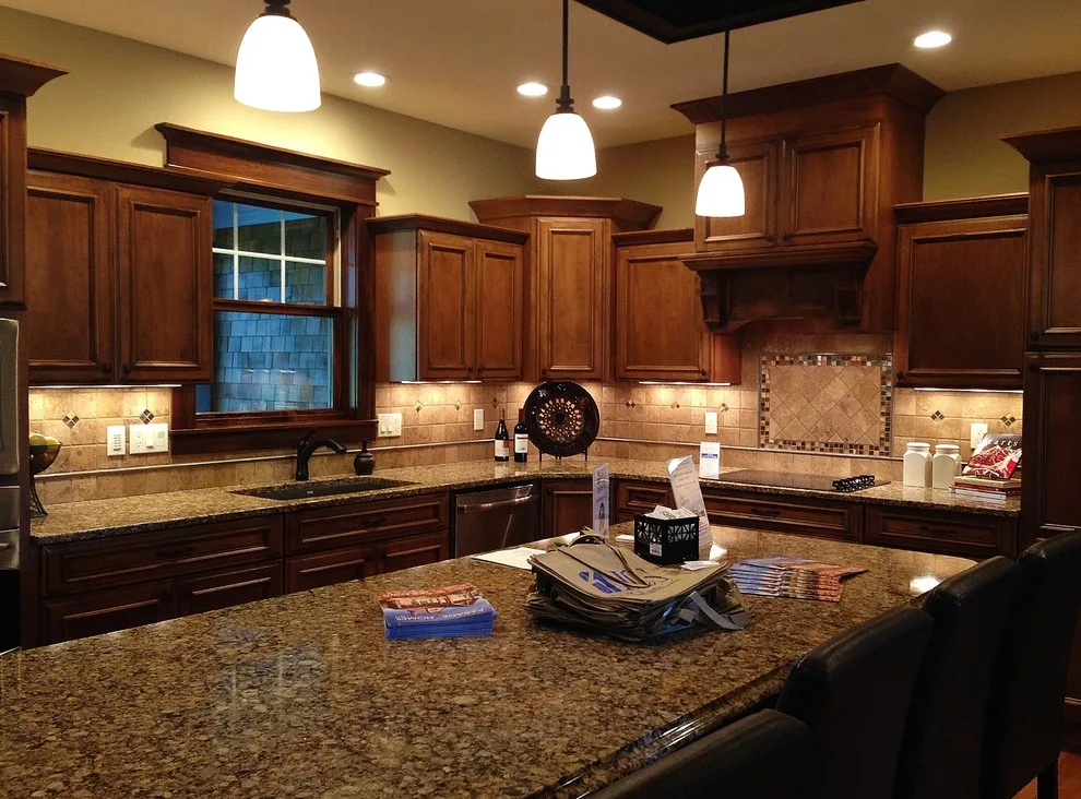 Alfred's Carpet & Decorating - Photo 14