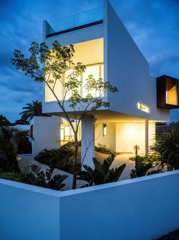 Venice Beach Modern by BORDEN Landscape Design - Photo 7