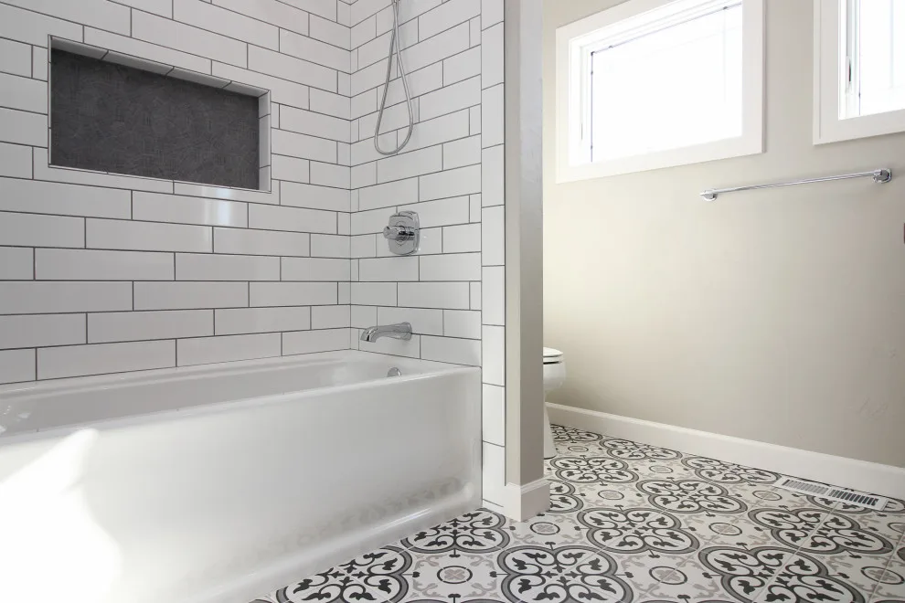 Classic Home Design by H.J. Martin And Son - Photo 9