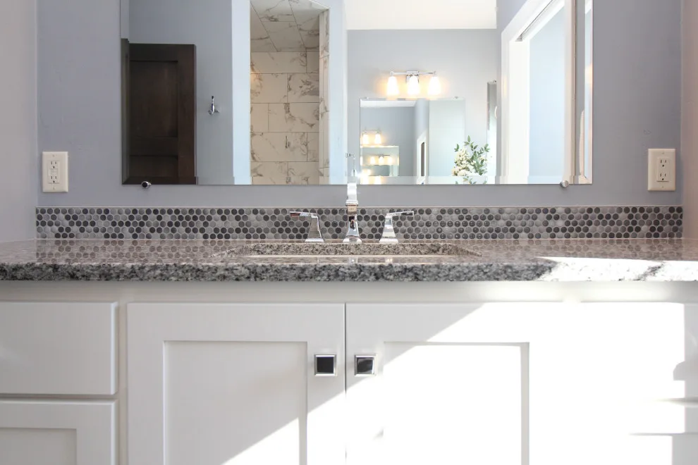 Classic Home Design by H.J. Martin And Son - Photo 6
