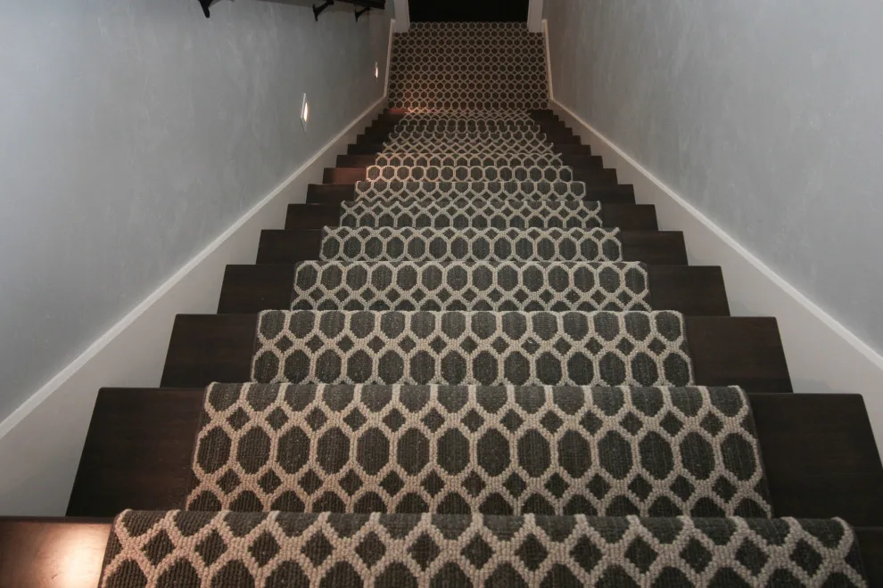 Classic Home Design by H.J. Martin And Son - Photo 10
