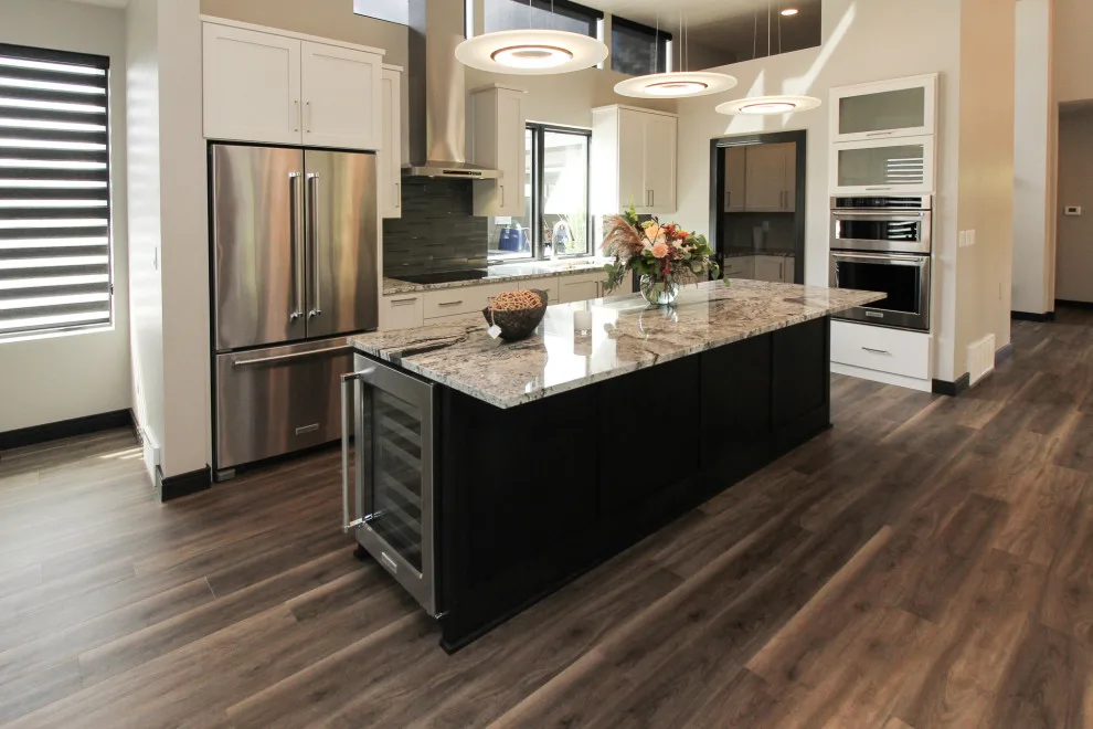 Elegant and Contemporary Residence by H.J. Martin And Son - Photo 9