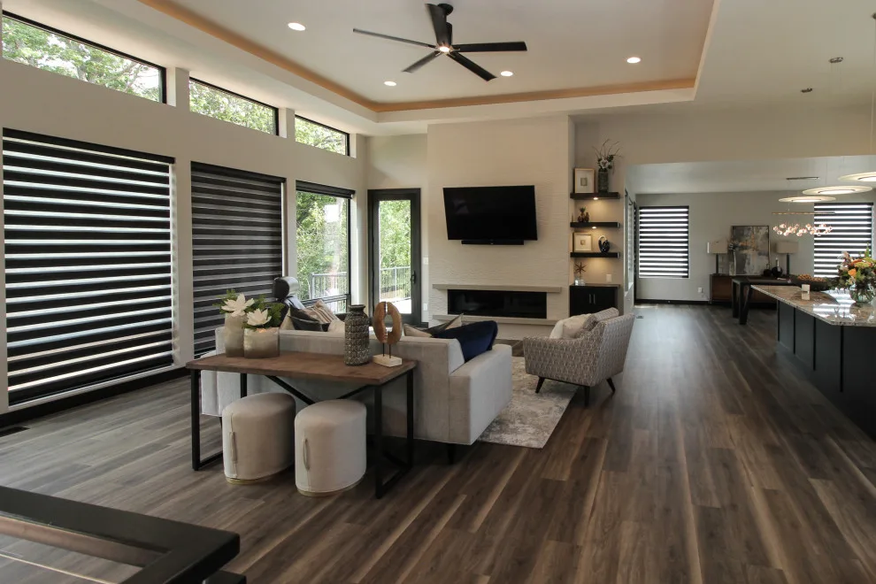 Elegant and Contemporary Residence by H.J. Martin And Son - Photo 4