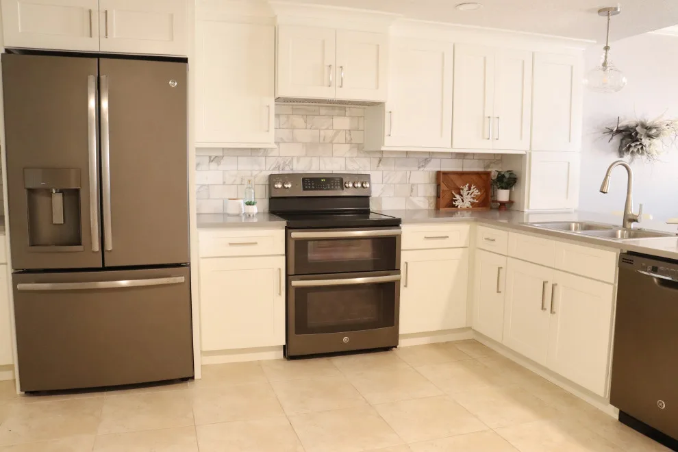 Stunning White Shaker Kitchen by J&J Carpet One Floor & Home - Photo 5