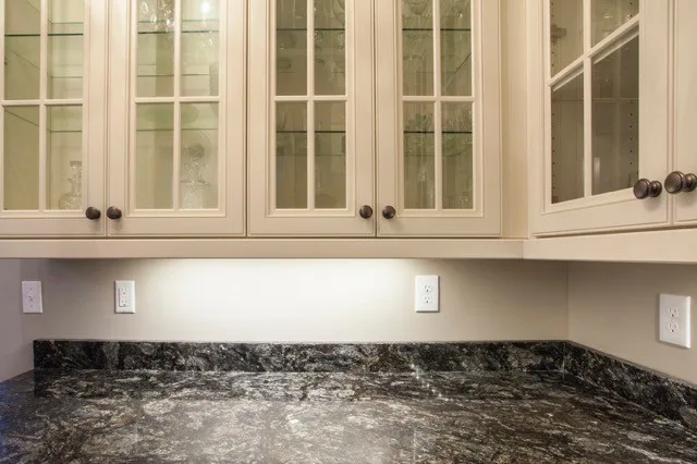 Riverside BL&Wh Kitchen Upgrade by Centerbeam Construction - Photo 3