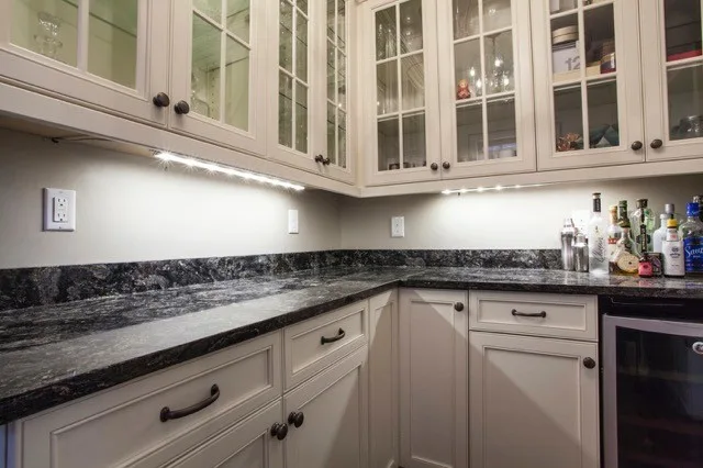 Riverside BL&Wh Kitchen Upgrade by Centerbeam Construction - Photo 2