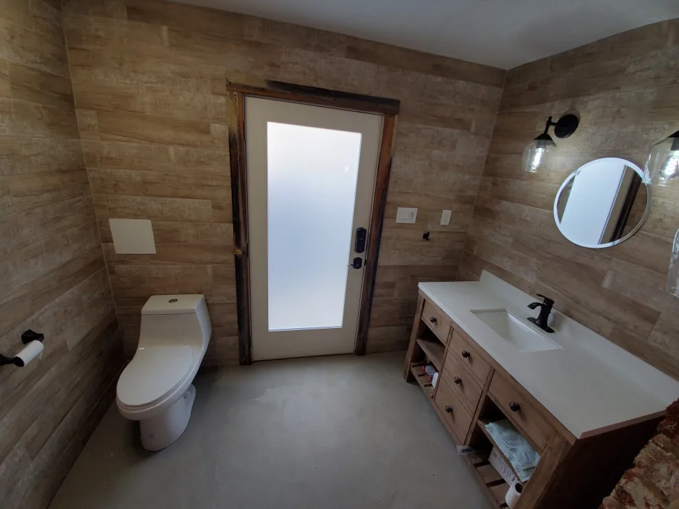 Outdoor Shower Bathroom by Stalworth Construction - Photo 2
