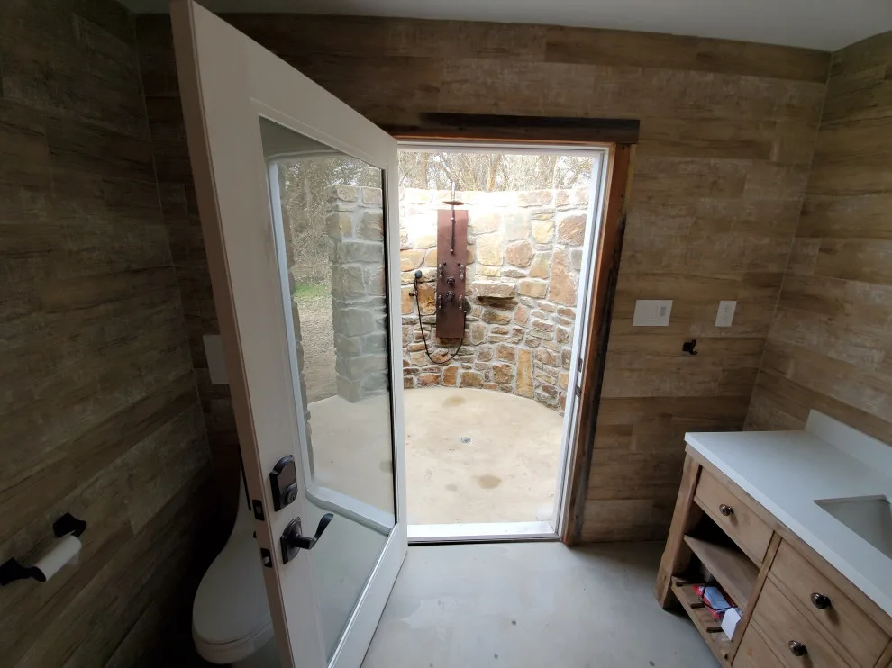 Outdoor Shower Bathroom by Stalworth Construction - Photo 4