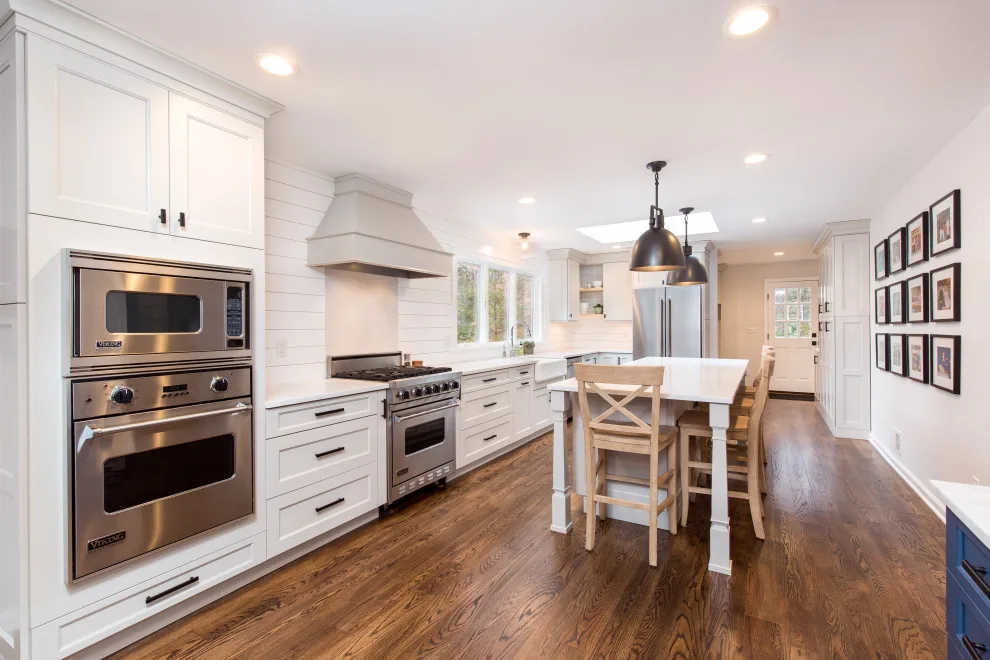 Simplicity Farmhouse Kitchen by Robinwood Kitchens - Photo 2