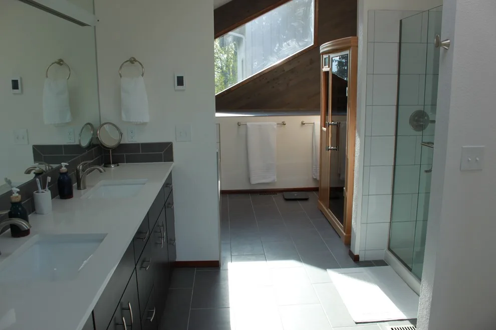Bruce Roberts Company - Photo 8