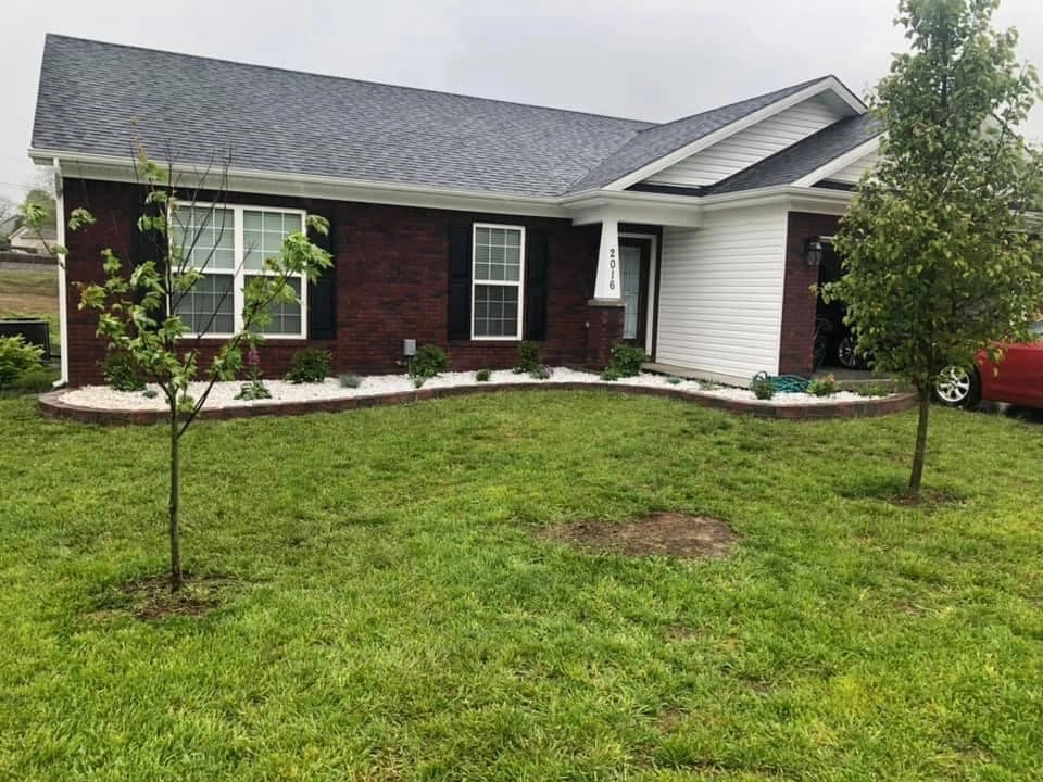 Harrinson's Landscaping - Photo 10