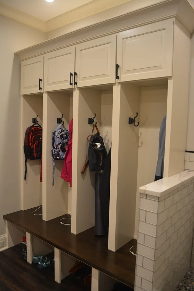 Northshore Entryway by Kitchen Gallery LLC - Photo 16