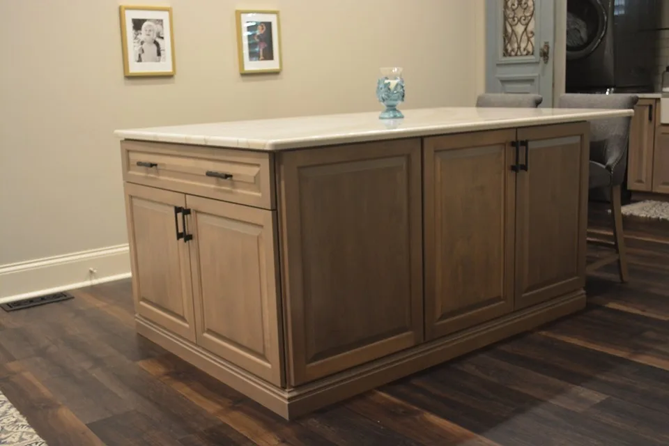 Northshore Entryway by Kitchen Gallery LLC - Photo 3