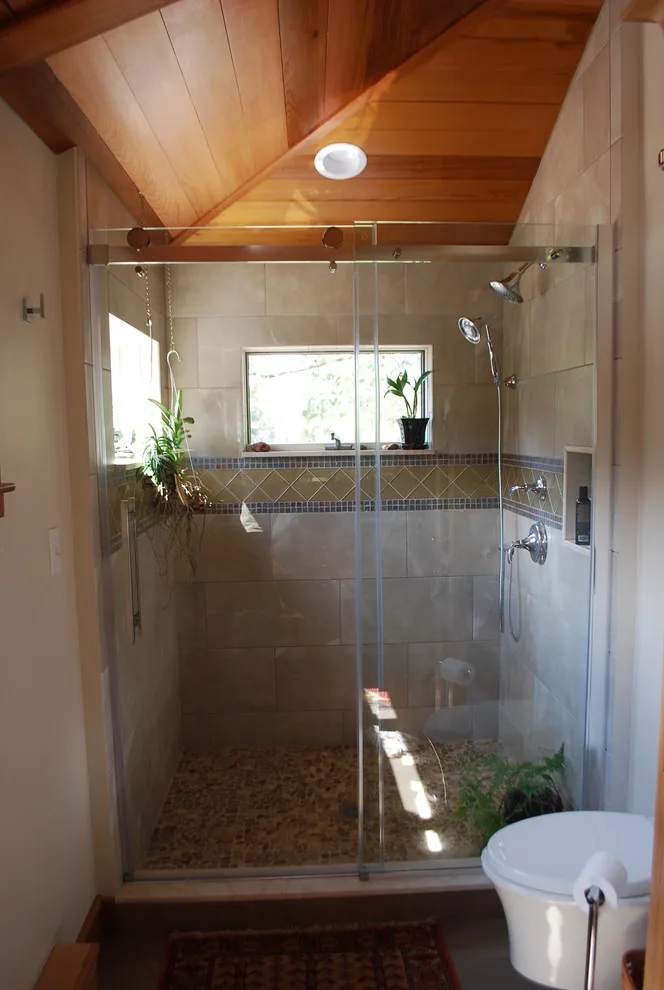 Northwood Executive Retreat by Capital Kitchen And Bath - Photo 5