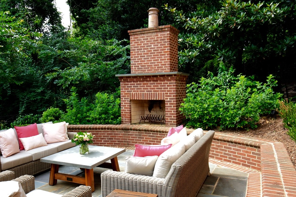 CHARMING SOUTHERN COURTYARD by Coogan's Design Build - Photo 2