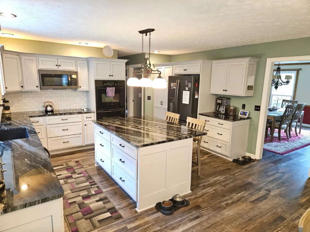 Urban Custom Kitchens And Design - Photo 10