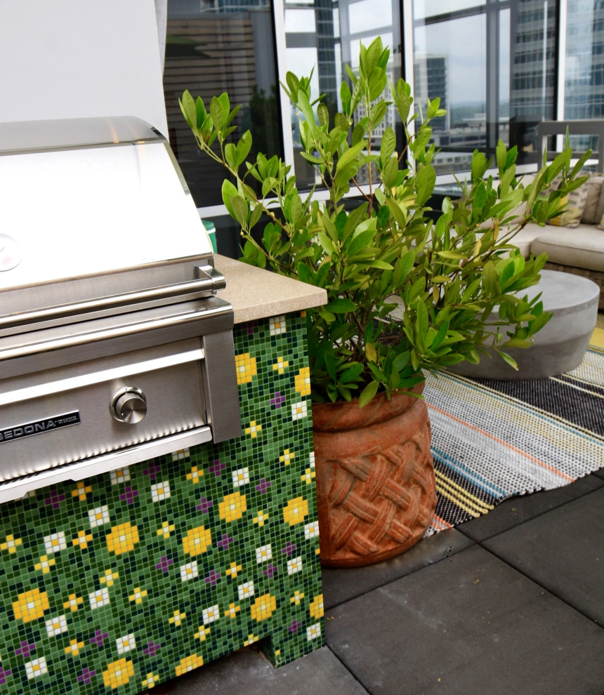 HIGH RISE PATIO GARDEN by Coogan's Design Build - Photo 6