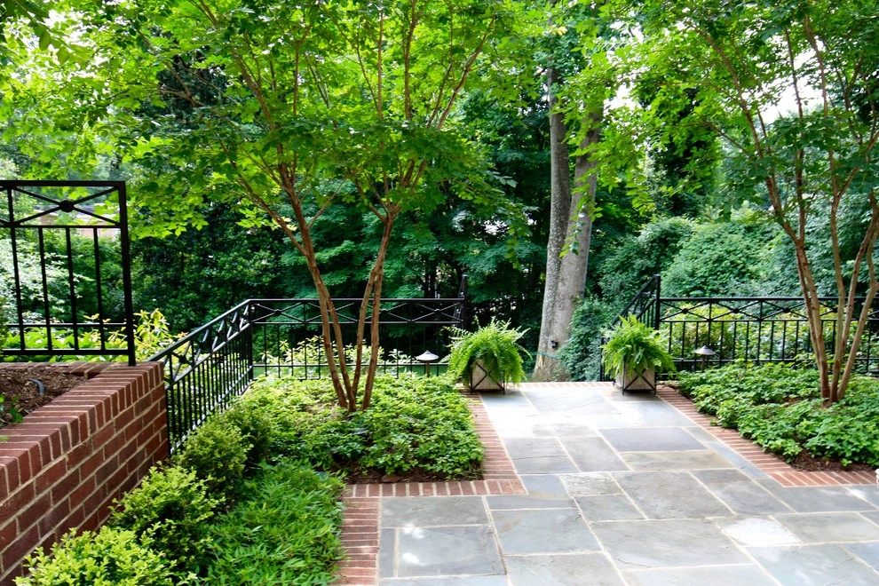 CHARMING SOUTHERN COURTYARD by Coogan's Design Build - Photo 6