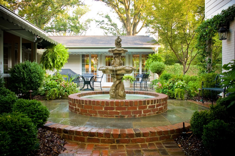 MYERS PARK CHARLESTON COURTYARD by Coogan's Design Build - Photo 8